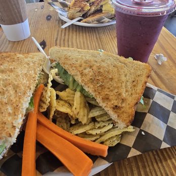 Urban Farmhouse - New American Near Me - Midlothian, Virginia