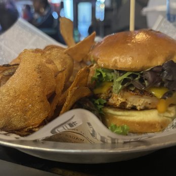 Flat Iron Tap - Pollo fresco with chips - Burgers Near Me - Lake Geneva, Wisconsin