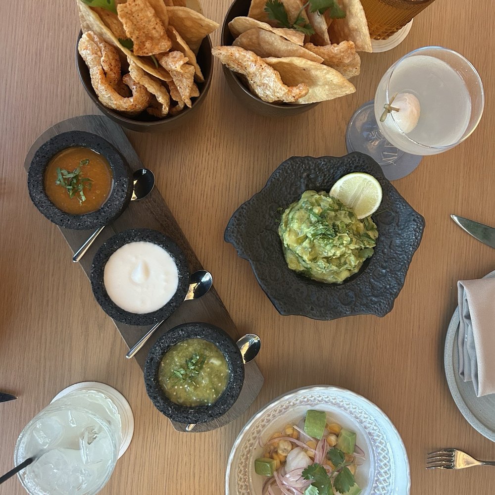 Salsas, guacamole and scallops Salsas, guacamole and scallops