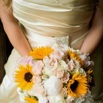 Flowers by Priscilla - Florists Near Me - Paoli, Pennsylvania