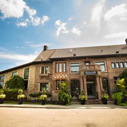 Edgewater Manor Restaurant