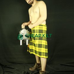 Cheapkilt - The #Highland Scottish #clan "#Clan #McLeod" is among the Isle of Skye's infamous families. It has 2 main branches - MacLeod of McLeod