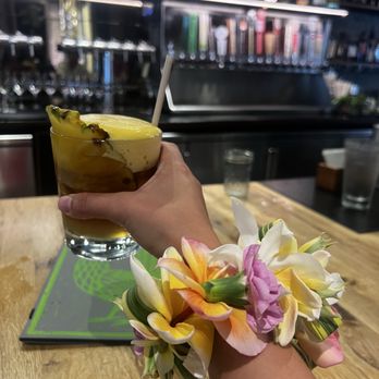 Moku Kitchen - Mai tai - Cocktail Bars Near Me - Honolulu, Hawaii Moku Kitchen - Mai tai - Cocktail Bars Near Me - Honolulu, Hawaii