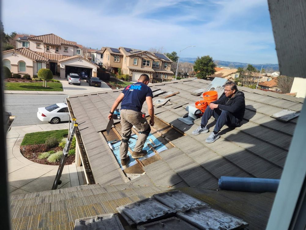 Slide of Bohbee’s Handyman Service