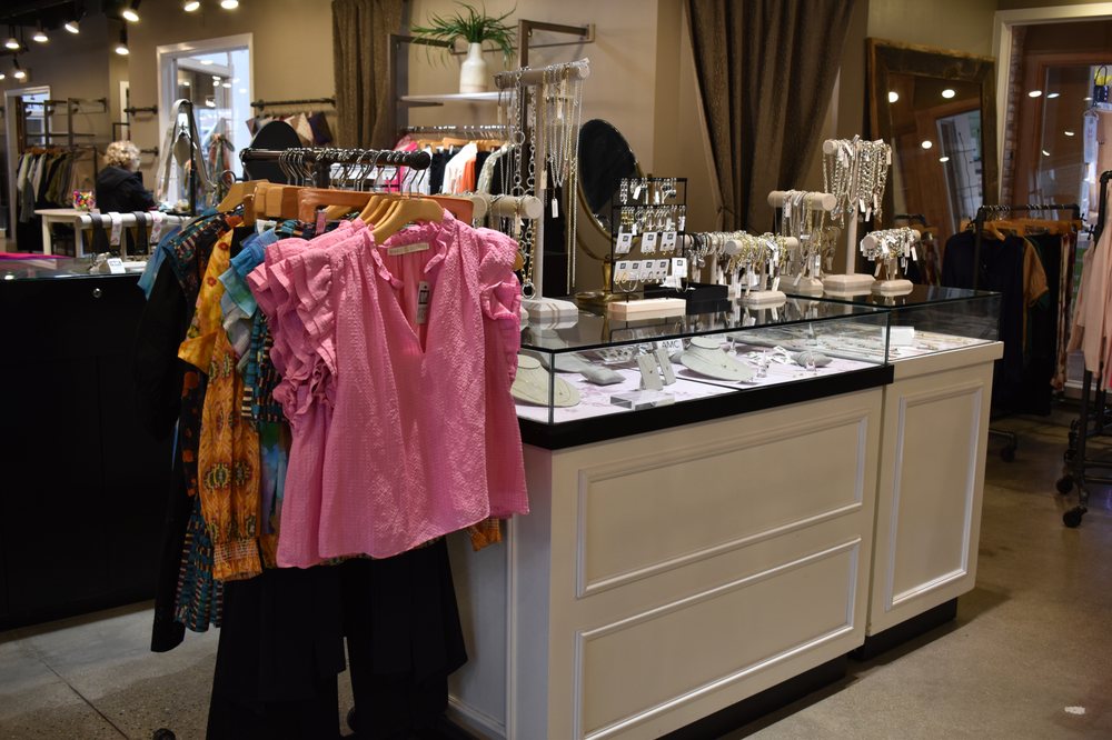 FAYE’S 1 Updated August 2024 12 Reviews 1505 W Mequon Rd, Mequon