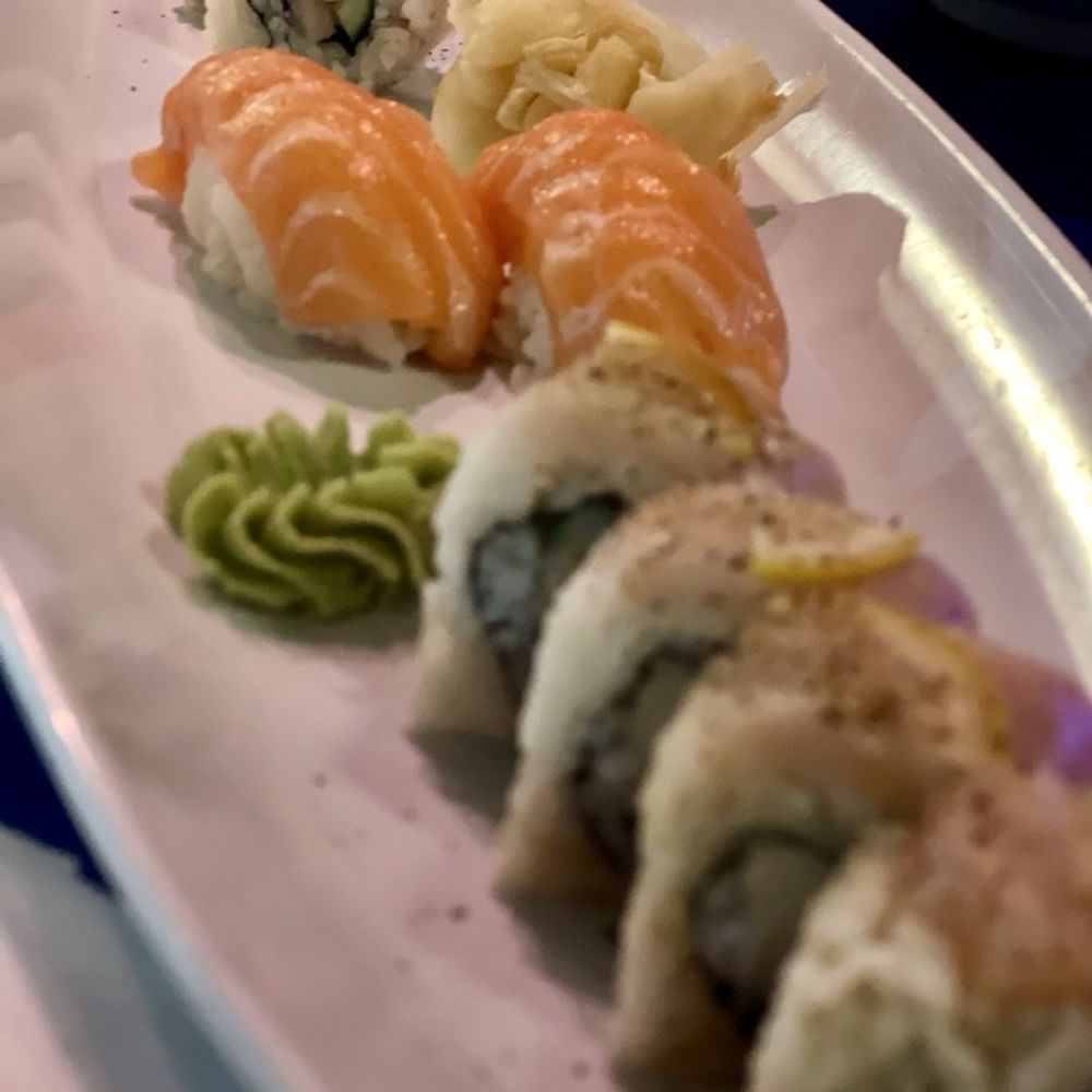 Flounder's Chowder House - Sushi - Seafood Near Me - Gulf Breeze, Florida Flounder's Chowder House - Sushi - Seafood Near Me - Gulf Breeze, Florida