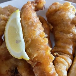 English Pub Fish & Chips