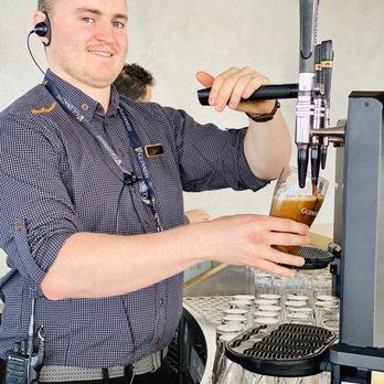 Gravity Bar - Paul was awesome! For pics and for brews!!! Got 2 drinks for 1! - Bars Near Me - Dublin, D