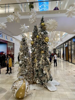 Westfield Montgomery by null