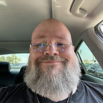 Pikasso Barber Shop - My newly trimmed beard!! It looks great!! - Barbers Near Me - Phoenix, Arizona Pikasso Barber Shop - My newly trimmed beard!! It looks great!! - Barbers Near Me - Phoenix, Arizona