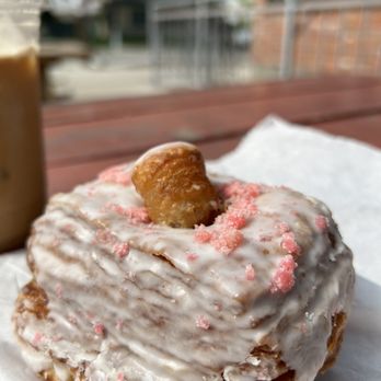 Queen City Collective Coffee - Cronut - Coffee Roasteries Near Me - Denver, Colorado Queen City Collective Coffee - Cronut - Coffee Roasteries Near Me - Denver, Colorado