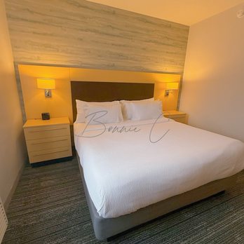 TownePlace Marriott Suites - Hotels Near Me - London, Ontario TownePlace Marriott Suites - Hotels Near Me - London, Ontario