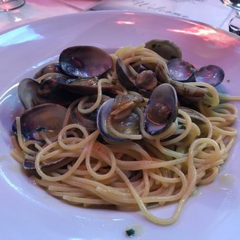 Il Grottino - Italian Near Me - Castel Gandolfo, RM