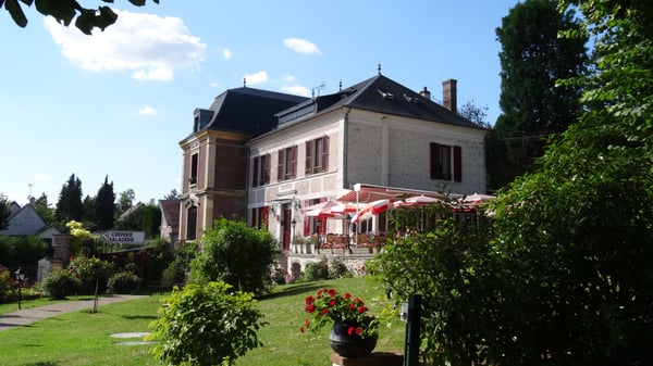 Hotel Restaurant La Musardiere by null