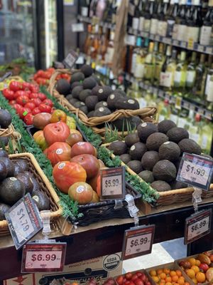 Le Beau Market by null