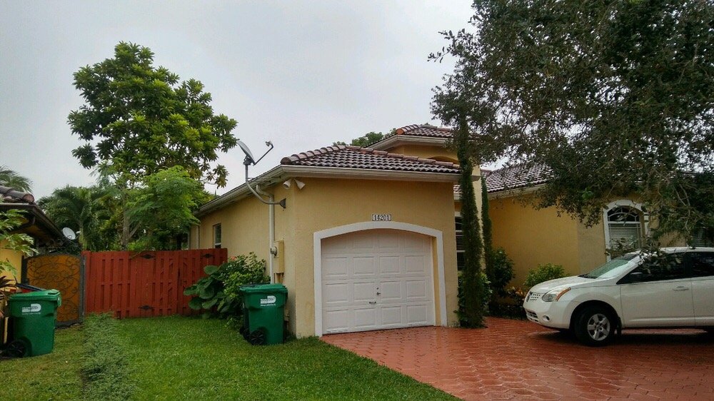 Slide of GetMyRoofCleaned