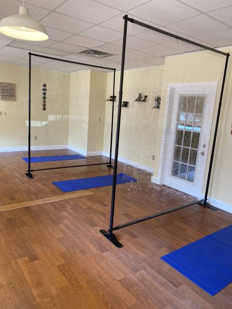 Water’s Edge Yoga Logo