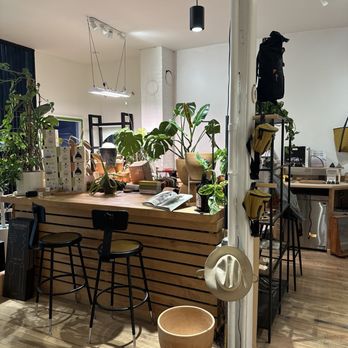 Garden House Cafe - Plant station - Coffee & Tea Near Me - Kansas City, Kansas Garden House Cafe - Plant station - Coffee & Tea Near Me - Kansas City, Kansas