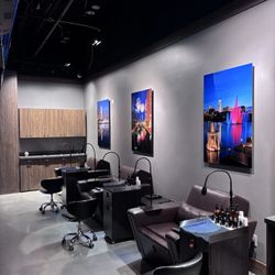 Hammer & Nails - Omaha, NE - Hand & Foot room