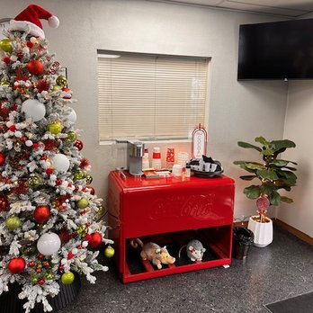 Possum Auto Body & Paint - Coffee and Hot Cocoa Bar! - Auto Repair Near Me - Albany, Oregon Possum Auto Body & Paint - Coffee and Hot Cocoa Bar! - Auto Repair Near Me - Albany, Oregon