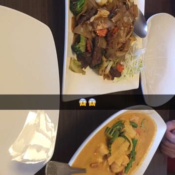 Bangkok Thai - Spicy noodle with beef and red pad Thai and shrimp - Thai Near Me - Glendale, Arizona