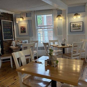 Cozy Corner Cafe - Breakfast & Brunch Near Me - Cold Spring, New York