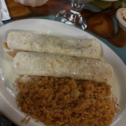 Burrito dos Amigos Burrito dos Amigos