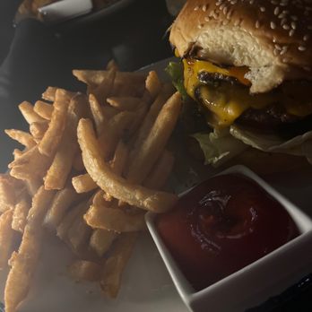 VUE Rooftop - VUE burger - New American Near Me - Washington, DC, District of Columbia