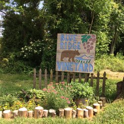 Blue Ridge Vineyard - Entrance sign.