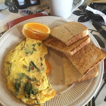 Cafe Frederica - Omelette - Breakfast & Brunch Near Me - St. Simons Island, Georgia