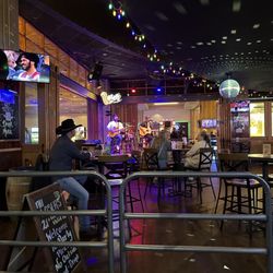 Losers Bar - Live band