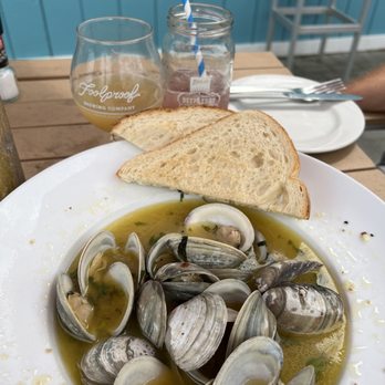 Cap'n Jack's Restaurant - Drunken clams - Seafood Near Me - Wakefield, Rhode Island