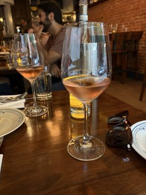 Bar Vivant by null