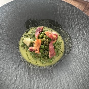 Edan Bistro - Fire-sautéed peas - Basque Near Me - North Miami, Florida Edan Bistro - Fire-sautéed peas - Basque Near Me - North Miami, Florida