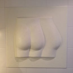 Toilet art. Interesting. Toilet art. Interesting.