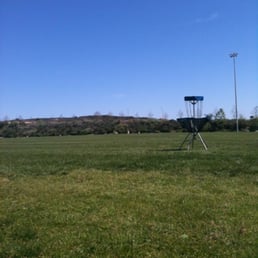 Great fields for disc golf practice! Great fields for disc golf practice!