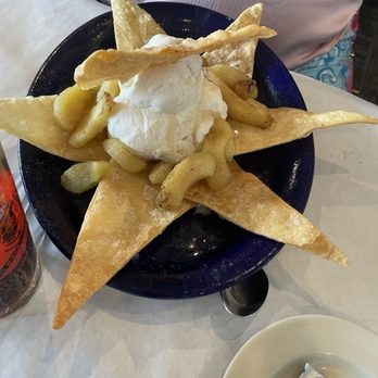 Food For Thought - Apple Nachos - American Near Me - Williamsburg, Virginia Food For Thought - Apple Nachos - American Near Me - Williamsburg, Virginia