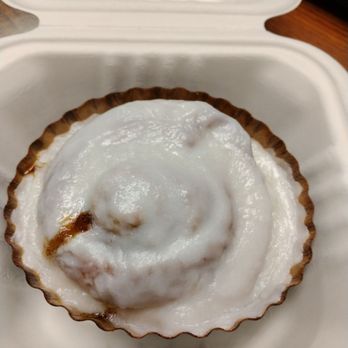 Ben's Soft Pretzels - Cinnamon roll - Pretzels Near Me - Benton Harbor, Michigan