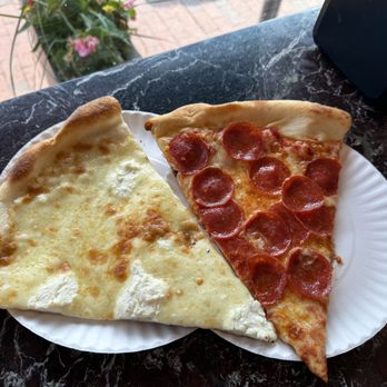 Joe's Pizza - Pizza Near Me - Cambridge, Massachusetts