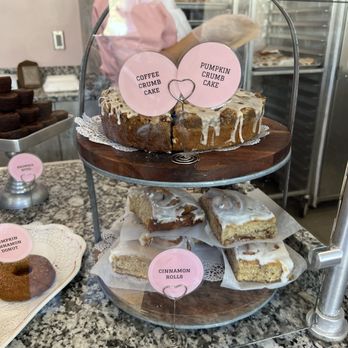 Erin McKenna's Bakery - Bakeries Near Me - Orlando, Florida Erin McKenna's Bakery - Bakeries Near Me - Orlando, Florida