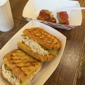 Modigliani Cafe - Tuna melt - Sandwiches Near Me - Oakland, California