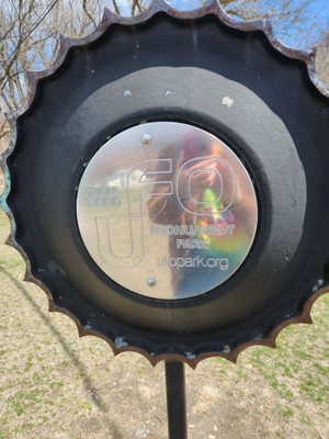 Thom Reed - UFO Park by null