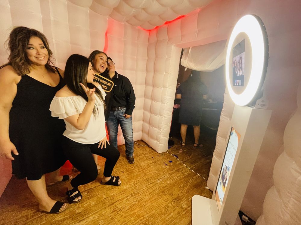 SANDIA EPIC PHOTO BOOTH 25 Photos Sandia, Texas Photo Booth