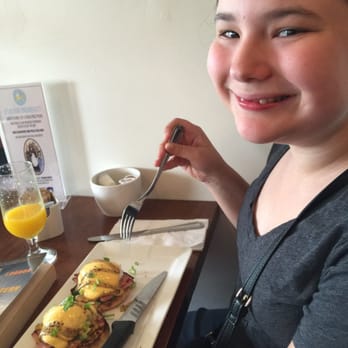 Yolks - Eggs Benedict with Hollandaise - Breakfast & Brunch Near Me - Vancouver, British Columbia