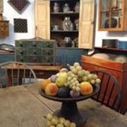Country Treasures - A few of the many wonderful Antiques you will find at Country Treasures