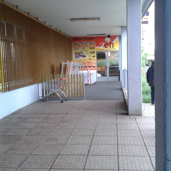 Zen Bistro - Japanese Near Me - Prague, Puerto Rico