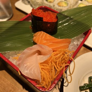 East Izakaya - salmon and red snapper sashimi, tobiko sushi - Japanese Near Me - St Catharines, Ontario East Izakaya - salmon and red snapper sashimi, tobiko sushi - Japanese Near Me - St Catharines, Ontario