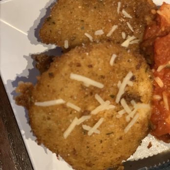 Baumhower's Victory Grille - Fried mozzarella - Sports Bars Near Me - Mobile, Alabama