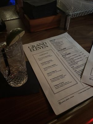 Grand Eleven by null