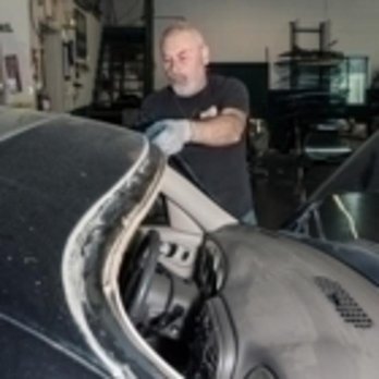 Tom Thompson Auto Glass - Photo - Auto Glass Services Near Me - Chilliwack, British Columbia